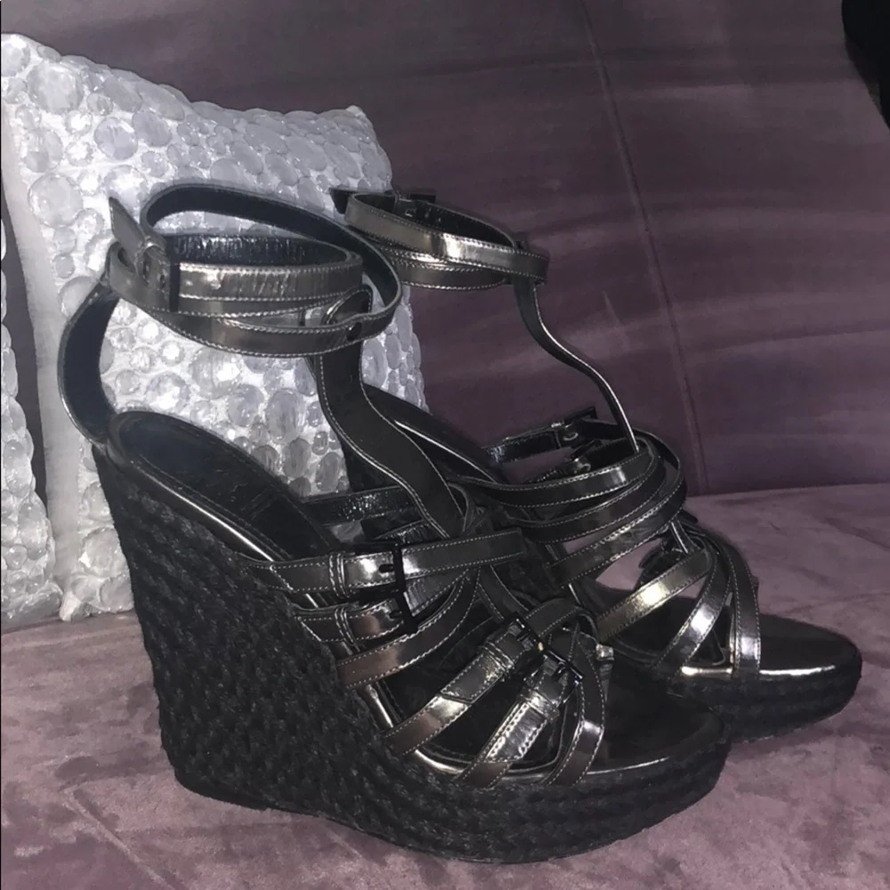 Burberry wedges in black / metallic size 9 - Picture 2 of 9